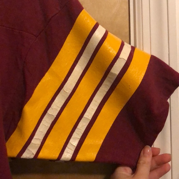 Vintage University of Minnesota Football shirt - Picture 5 of 7